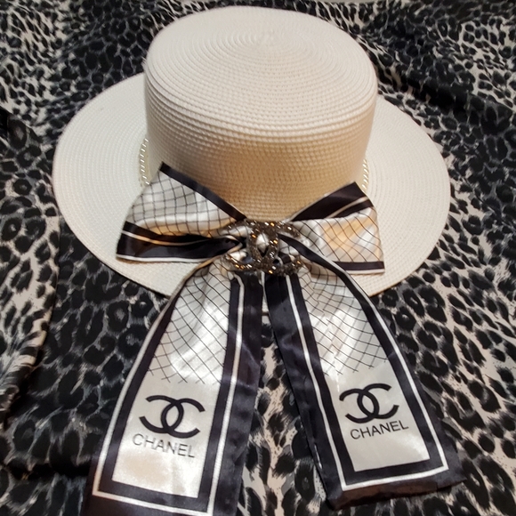 Hat - Picture 2 of 7